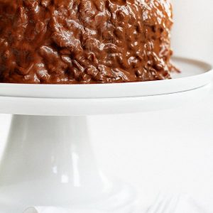 酥脆的焦糖巧克力蛋糕