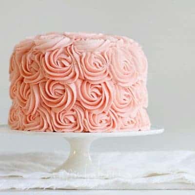 粉红色的玫瑰蛋糕