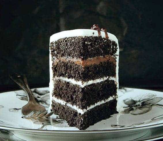 黑天鹅绒蛋糕
