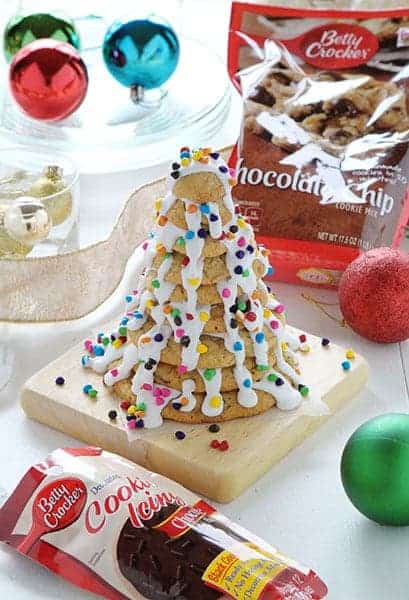圣诞树饼干堆!一个简单而美味的食谱和如何做!