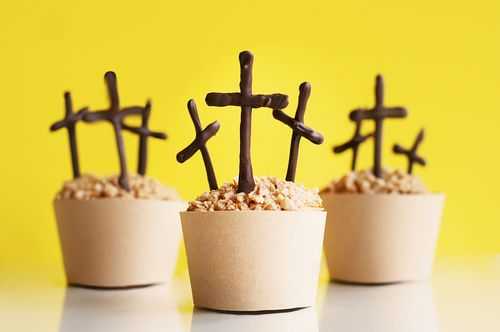 十字纸杯蛋糕-复活节