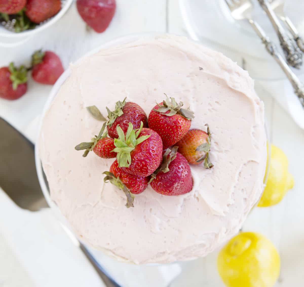 草莓奶油柠檬蛋糕