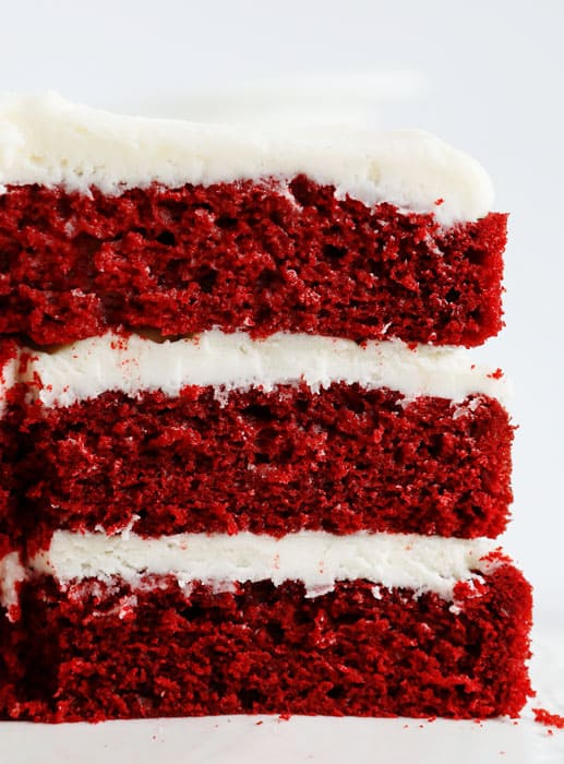 超级潮湿和疯狂的美味红色天鹅绒蛋糕！