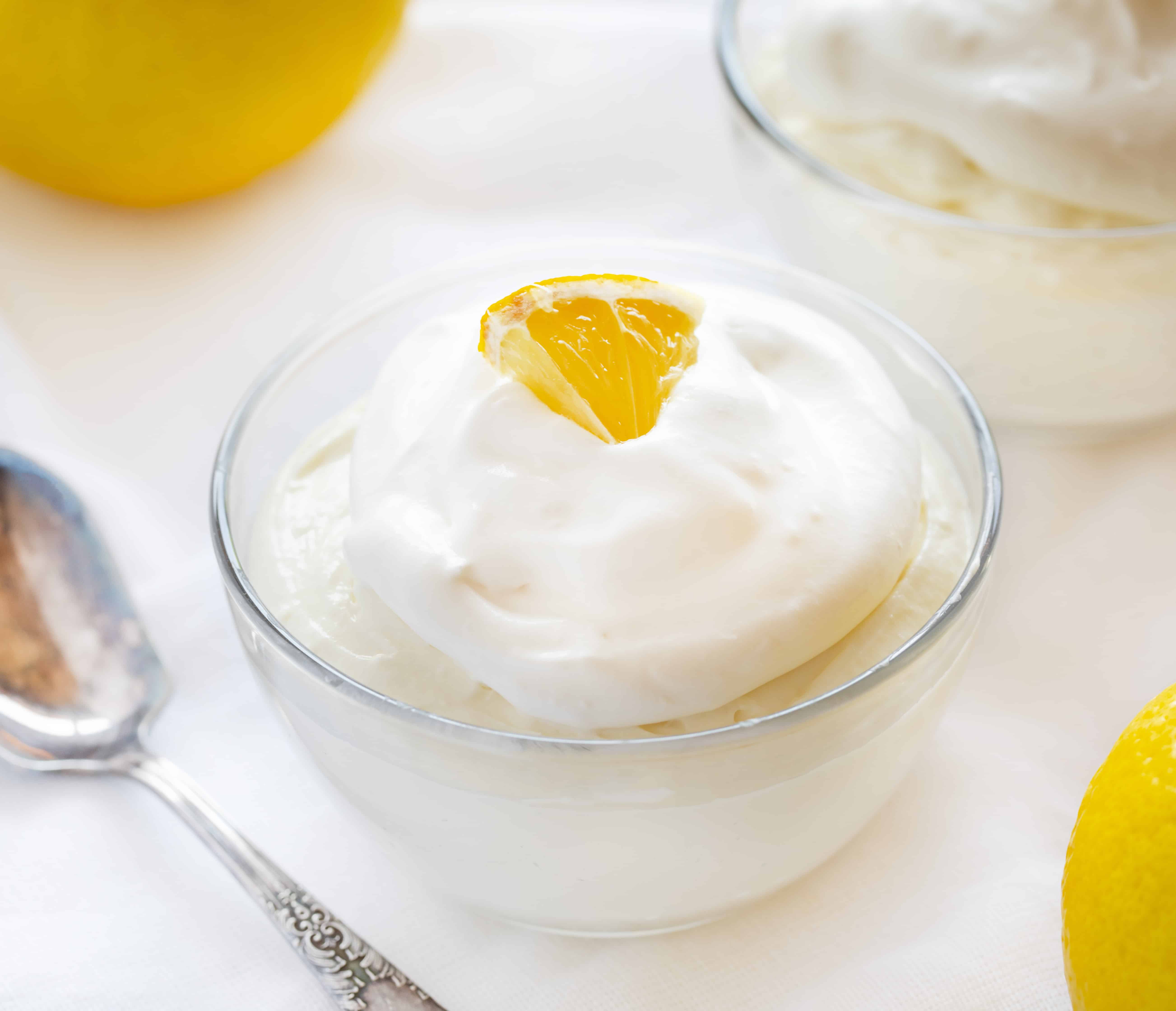简单的柠檬奶油冻