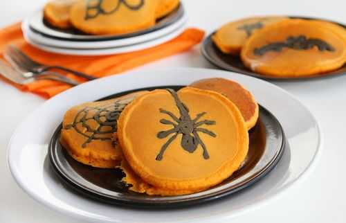 2011年_10_22_639.spider-halloween-pancakes
